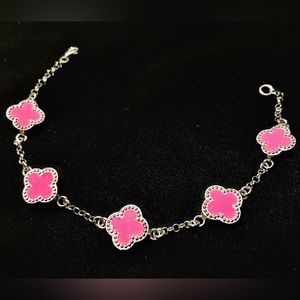 Silver Clover Bracelet (Pink)